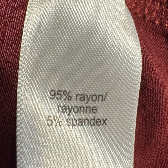 Maurices Medium Burgundy Wine T-Shirt - Picture 3 of 12